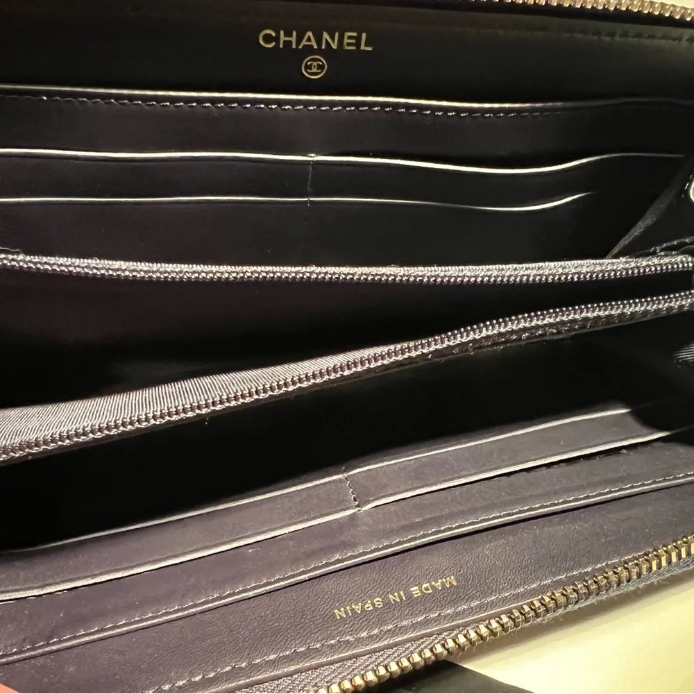 Chanel Reissue long zipper wallet second hand - Picture 8 of 12